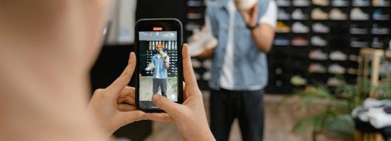 What is Connective Ecommerce? Best Strategies and Benefits